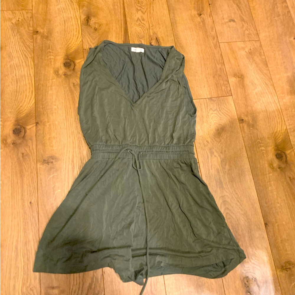 Green jumper